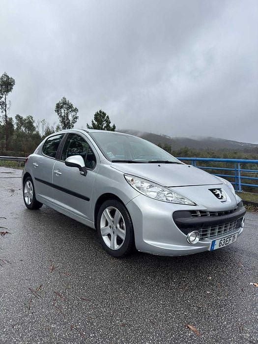 Usado Peugeot 207 68 HP (50 kW) 2007 Sedan