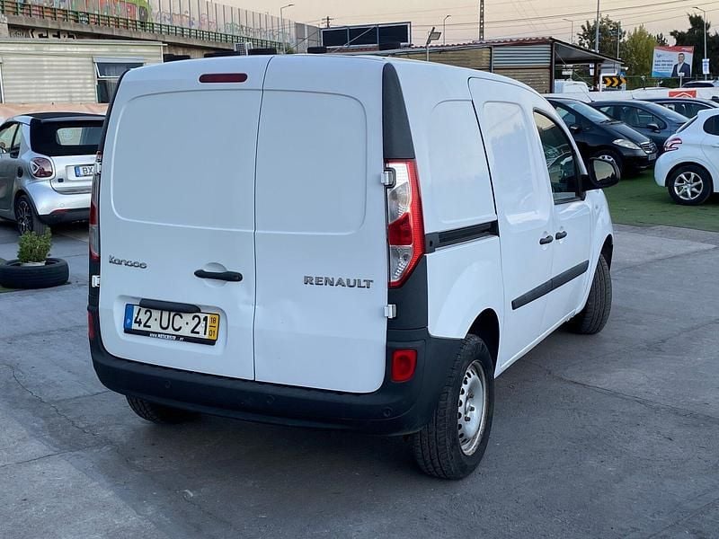 Usado Renault Kangoo Business 75 HP (55 kW) 2018 Branco Monovolume