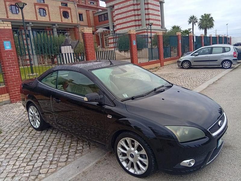 Usado 2007 Ford Focus Cabrios | € 3.950 (Super Preço) - Imagem 1/4