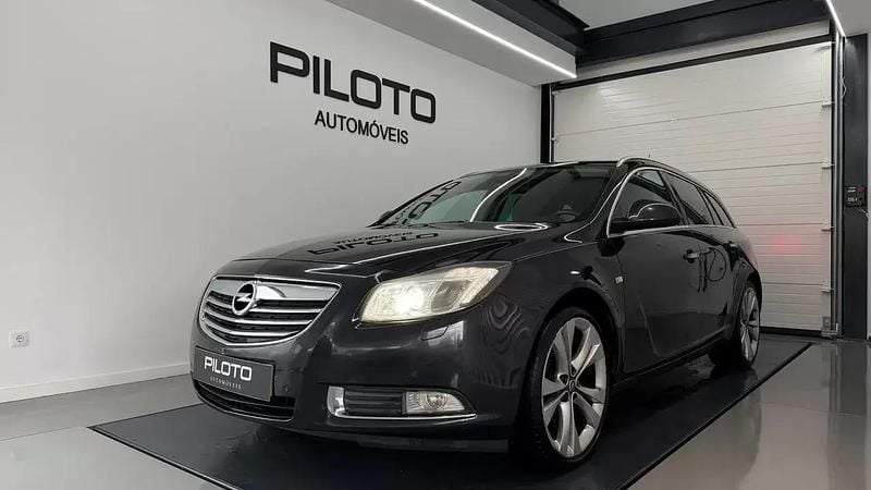 Preto Usado 2010 Opel Insignia Carrinha | € 7.990 (Preço justo) - Imagem 1/4