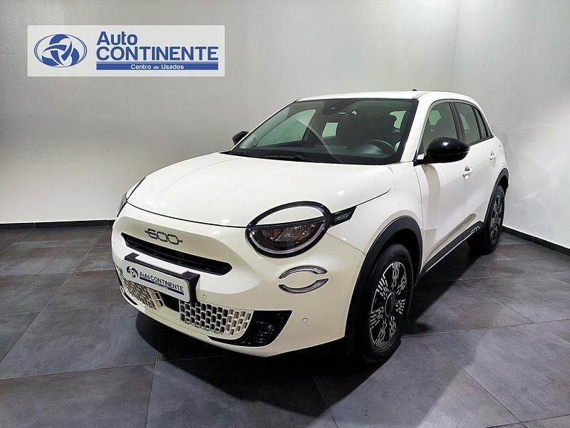 Branco Novo 2025 Fiat 600 Icon | € 24.950 (Preço justo) - Imagem 1/4