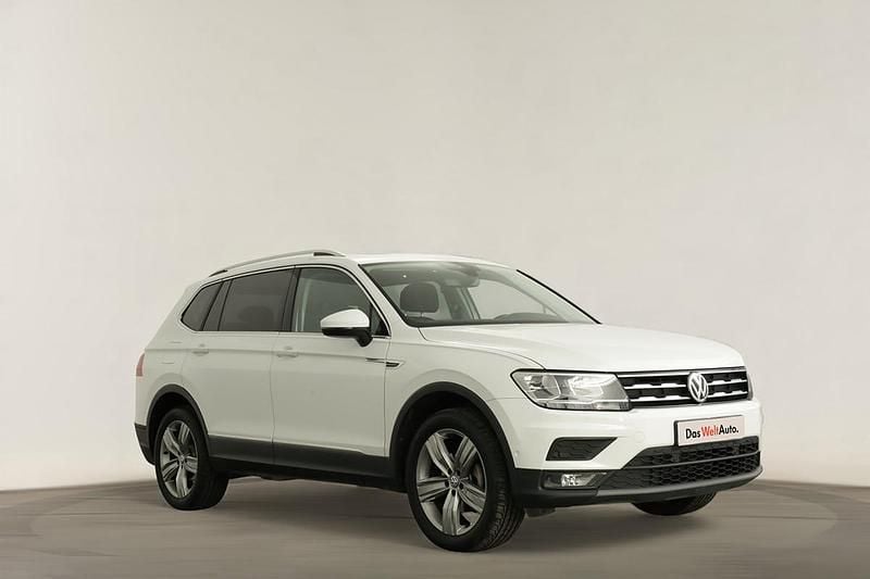 Branco Usado 2021 VW Tiguan Allspace SUV | € 29.990 - Imagem 1/4