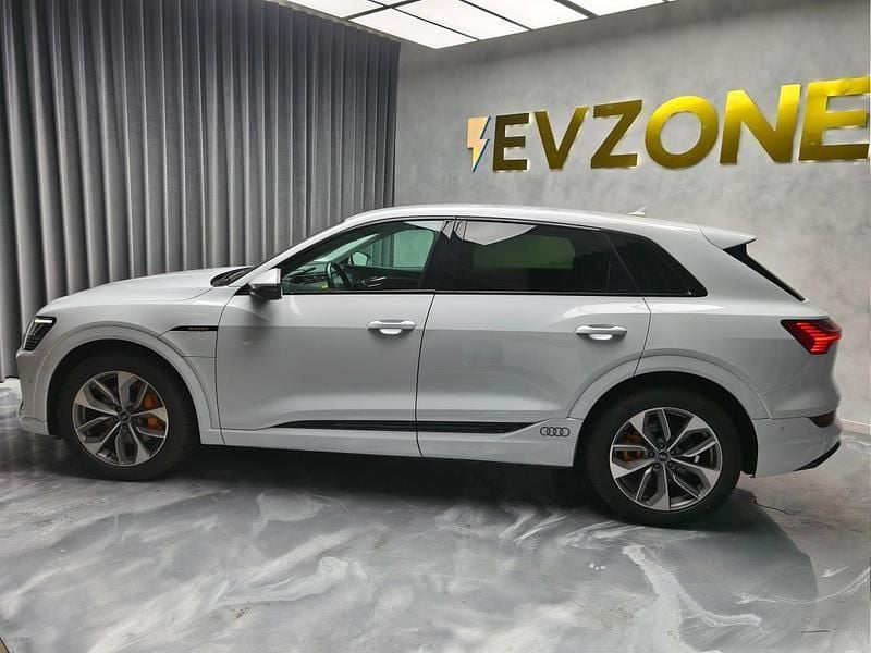 Usado Audi e-tron S-Line 300 kW (408 HP) 2023 Branco SUV