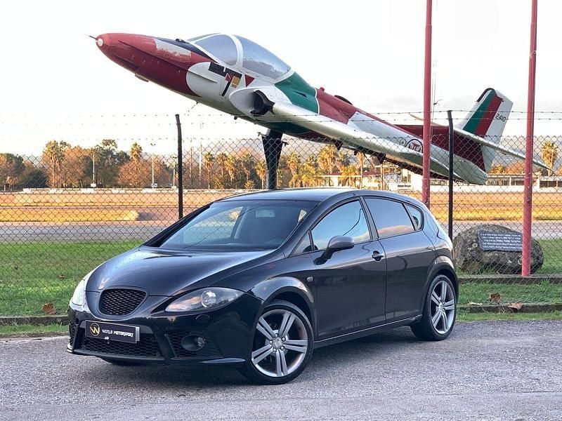 Preto Usado 2006 Seat Leon FR | € 5.490 (Bom preço) - Imagem 1/4