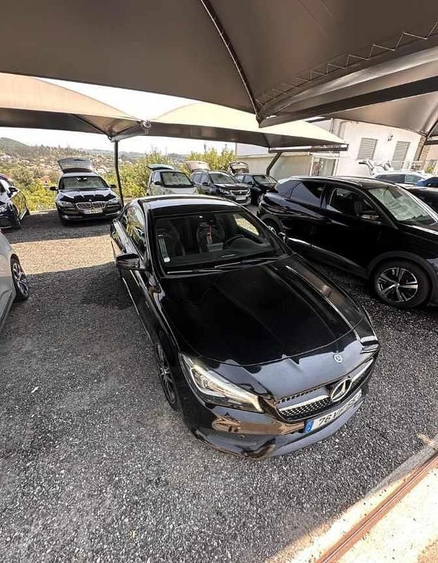 Usado Mercedes CLA180 109 HP (80 kW) 2018 Preto Sedan