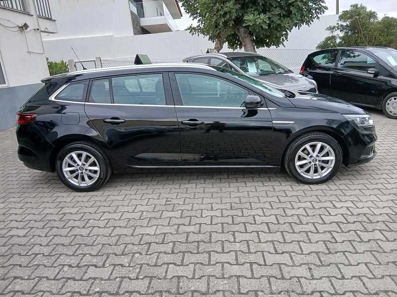 Preto Usado 2016 Renault Mégane GrandTour Carrinha | € 12.250 (Preço justo) - Imagem 1/4