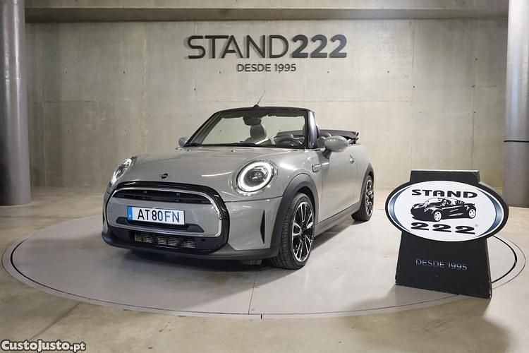 Cinza Usado 2022 Mini Cooper Coupé Coupé | € 27.850 (Caro) - Imagem 1/1