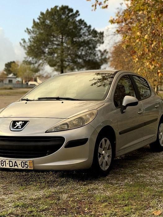 Usado 2007 Peugeot 207 Sedan | € 3.500 (Bom preço) - Imagem 1/4