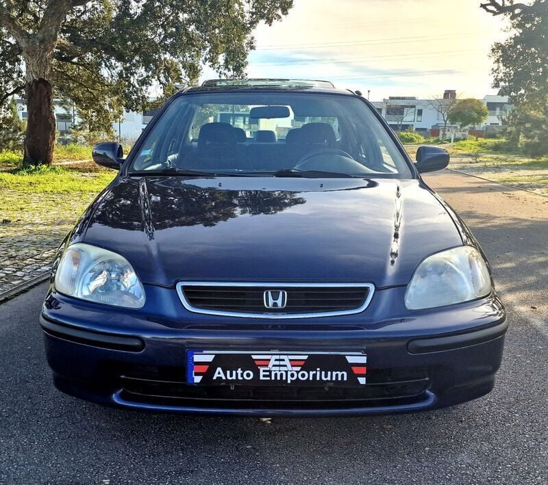 Azul Usado 1997 Honda Civic Sedan | € 7.990 - Imagem 1/4