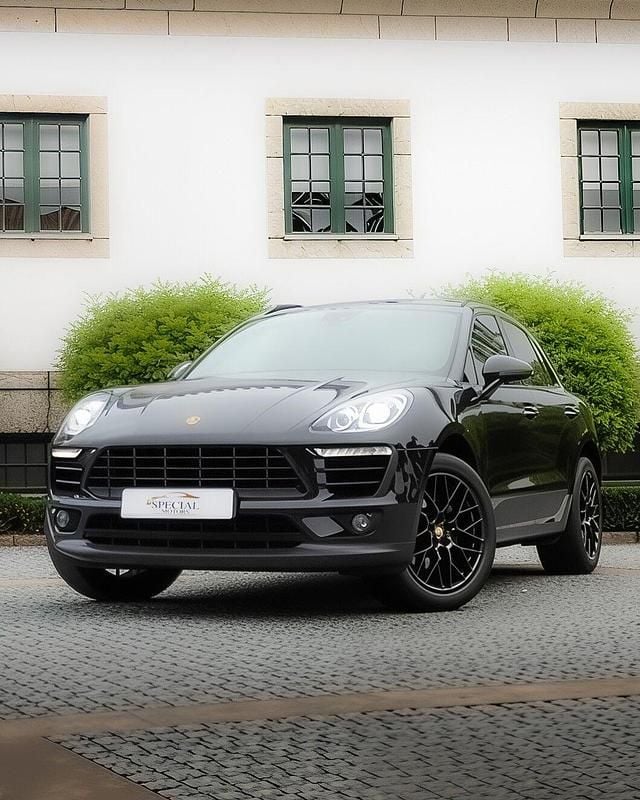 Preto Usado 2017 Porsche Macan SUV | € 43.500 (Preço justo) - Imagem 1/4