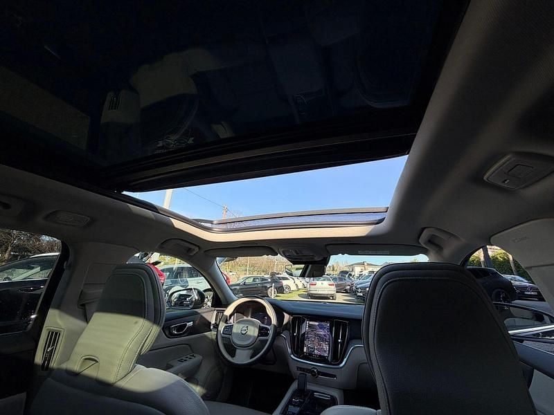 Usado Volvo V60 Plus 350 HP (257 kW) 2022 Azul Carrinha