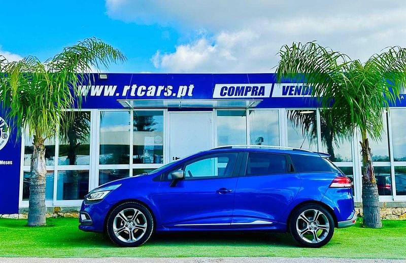 Usado Renault Clio IV 120 HP (88 kW) 2017 Azul Carrinha