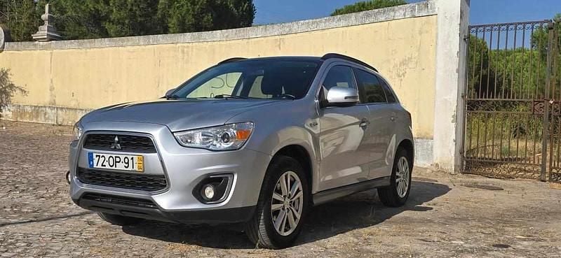 Cinzento Usado 2014 Mitsubishi ASX SUV | € 11.990 (Bom preço) - Imagem 1/1