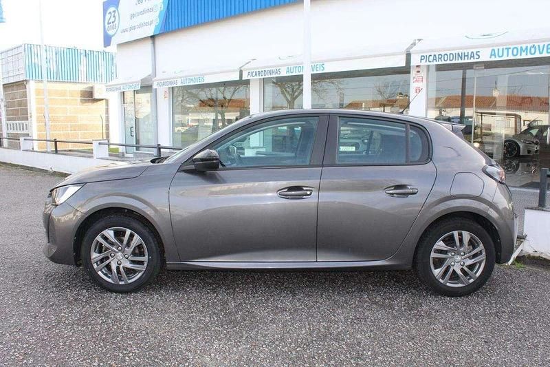 Usado Peugeot 208 75 HP (55 kW) 2022 Cinzento Citadino
