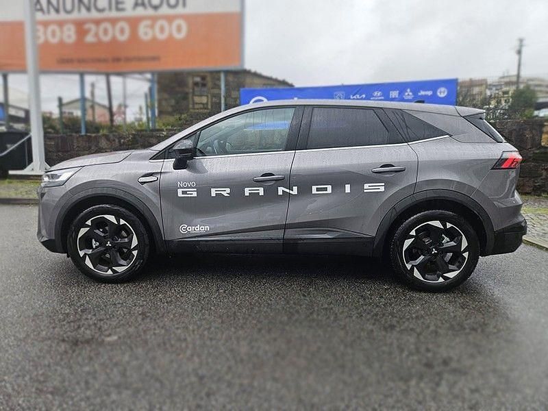 Novo Mitsubishi Grandis 140 HP (102 kW) 2025 Cinzento SUV