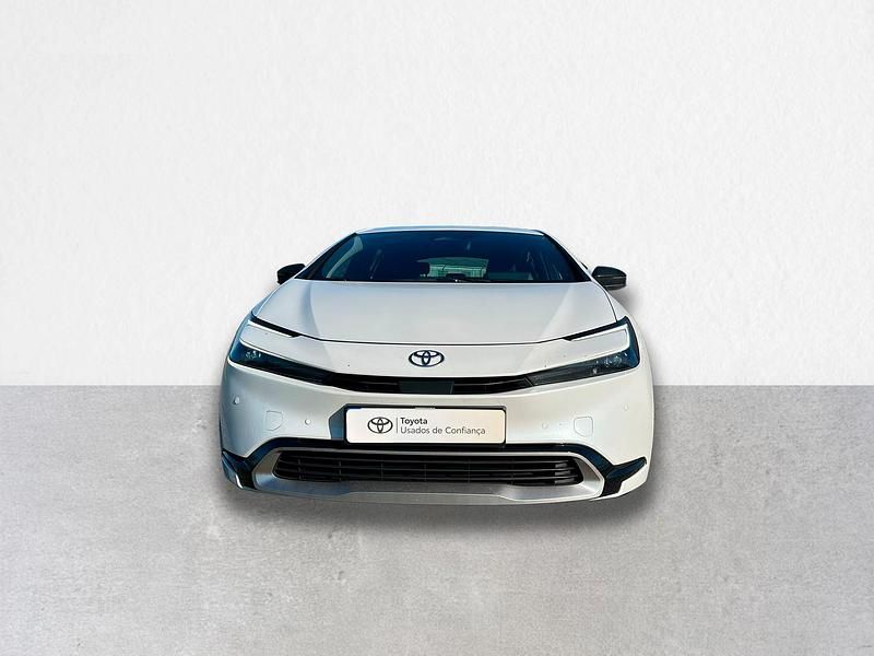 Usado Toyota Prius Luxury 223 HP (164 kW) 2025 Branco (pintura metalizada especial) Citadino