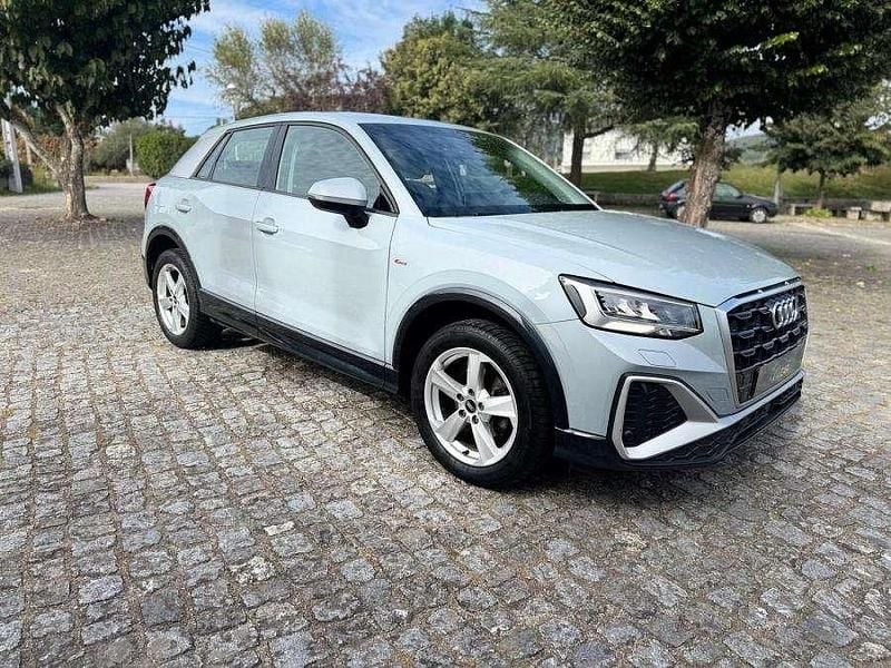 Cinzento Usado 2021 Audi Q2 SUV | € 23.400 (Preço justo) - Imagem 1/4