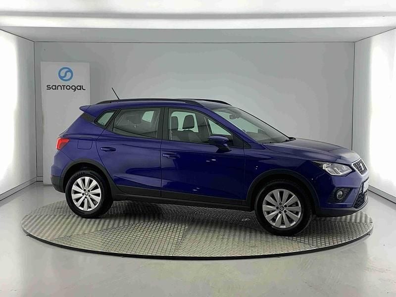 Azul Usado 2020 Seat Arona Style SUV | € 15.990 (Preço justo) - Imagem 1/4