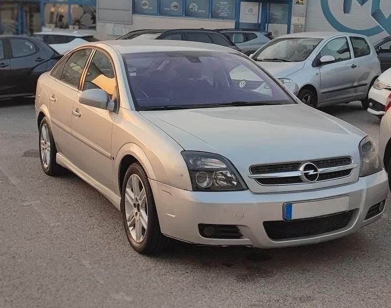 Usado 2003 Opel Vectra GTS | € 2.500 - Imagem 1/4