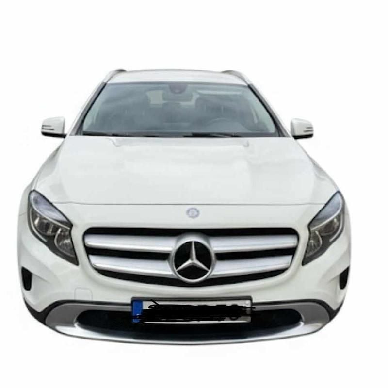 Branco Usado 2014 Mercedes GLA200 SUV | € 22.000 (Preço elevado) - Imagem 1/4