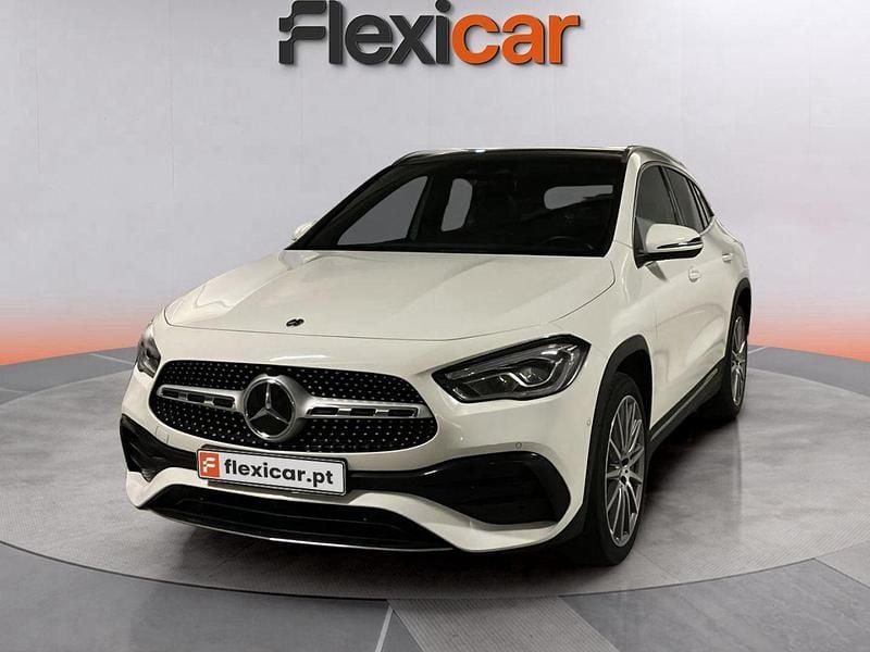 Branco Usado 2023 Mercedes GLA250 AMG line SUV | € 38.980 (Super Preço) - Imagem 1/4