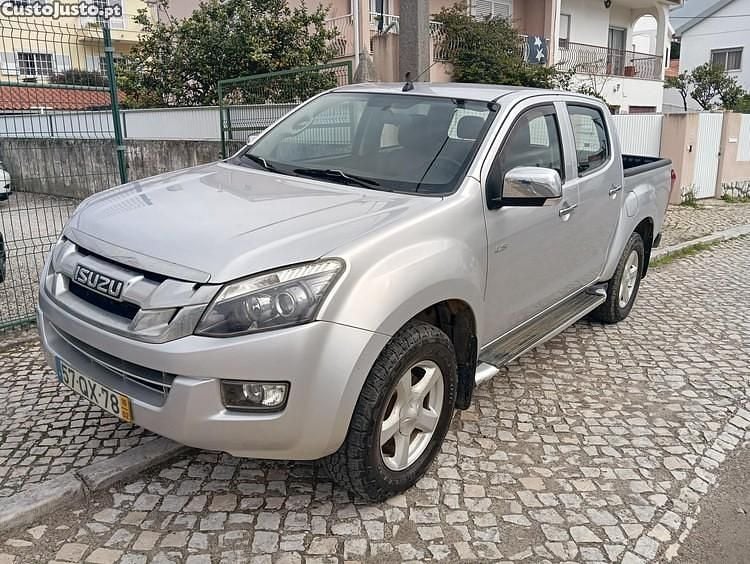 Cinza Usado 2016 Isuzu D-Max Carrinha | € 22.900 - Imagem 1/1