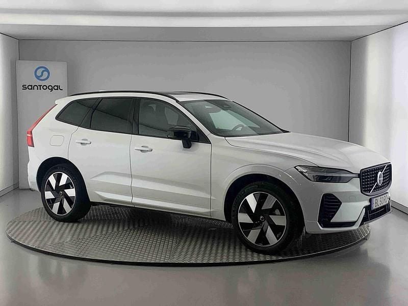 Usado Volvo XC60 Plus 350 HP (257 kW) 2024 Branco SUV