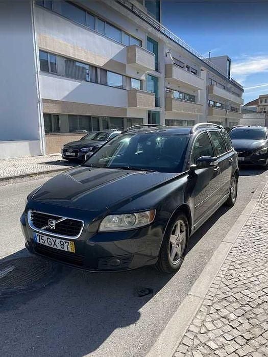 Usado 2008 Volvo V50 Carrinha | € 4.000 - Imagem 1/4