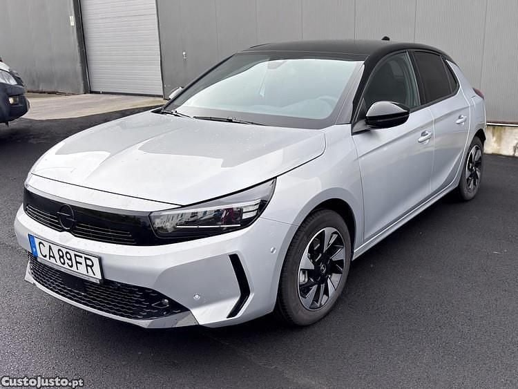 Cinza Usado 2024 Opel Corsa-e Citadino | € 24.400 (Caro) - Imagem 1/1