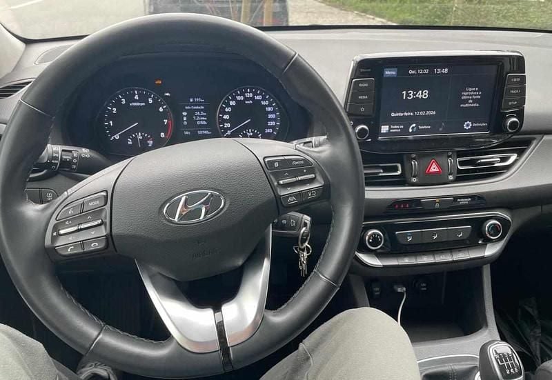 Usado Hyundai i30 120 HP (88 kW) 2021 Branco Citadino