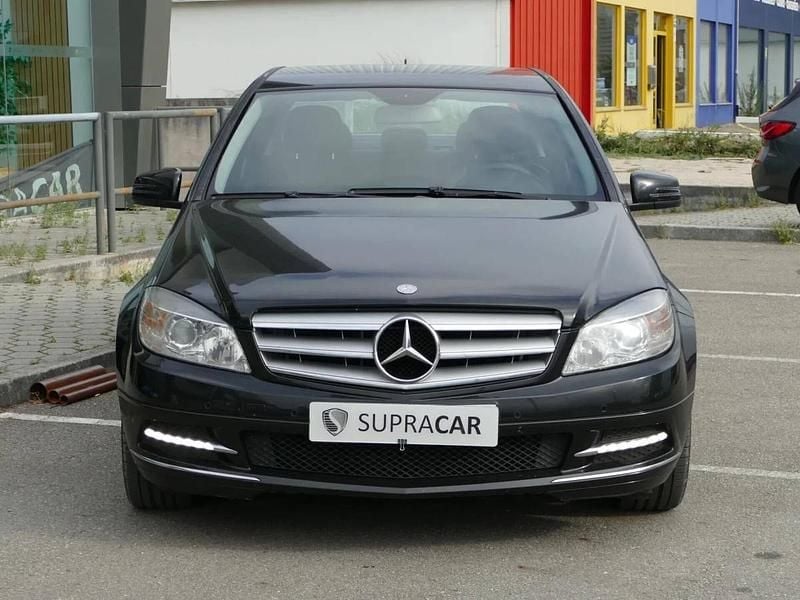 Usado Mercedes C250 Avantgarde 204 HP (150 kW) 2011 Preto Sedan