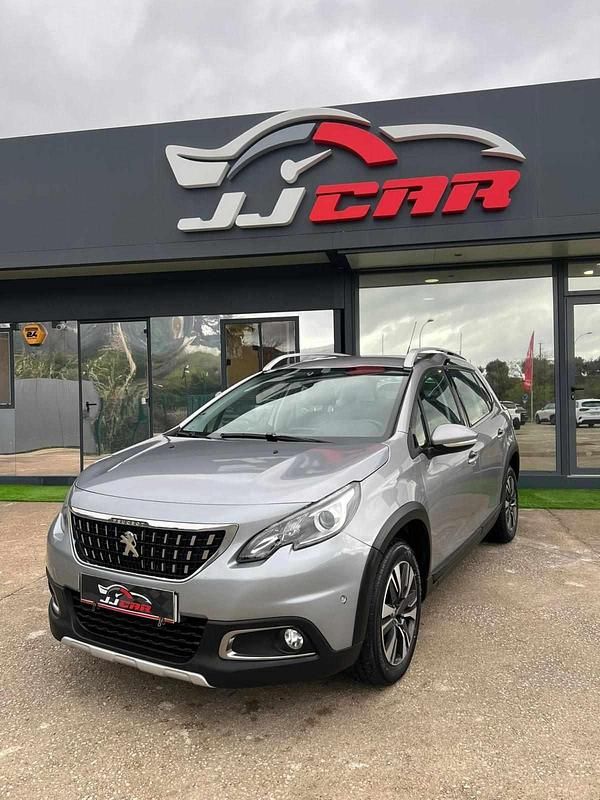 Usado Peugeot 2008 Active 100 HP (73 kW) 2018 Cinza SUV
