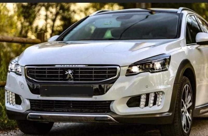 Branco Usado 2014 Peugeot 508 RXH Carrinha | € 11.850 (Preço justo) - Imagem 1/4