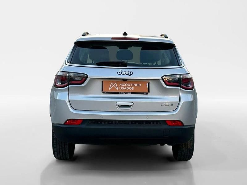 Usado Jeep Compass Limited 130 HP (95 kW) 2021 Cinza SUV