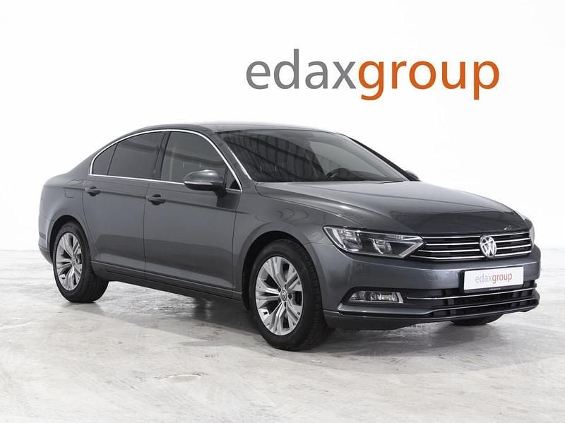 Cinzento Usado 2016 VW Passat | € 11.490 (Preço justo) - Imagem 1/4