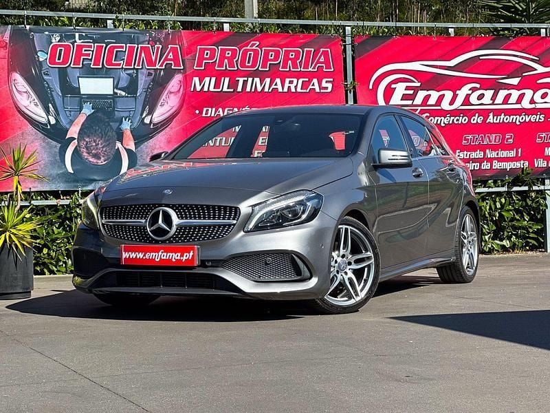 Cinza Usado 2015 Mercedes A180 AMG line | € 16.950 (Preço justo) - Imagem 1/4