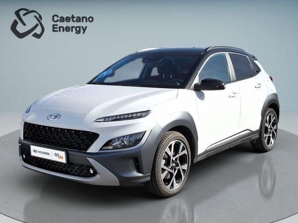 Atlas white/phantom black (sólido) Usado 2023 Hyundai Kauai Premium SUV | € 19.900 (Preço justo) - Imagem 1/4