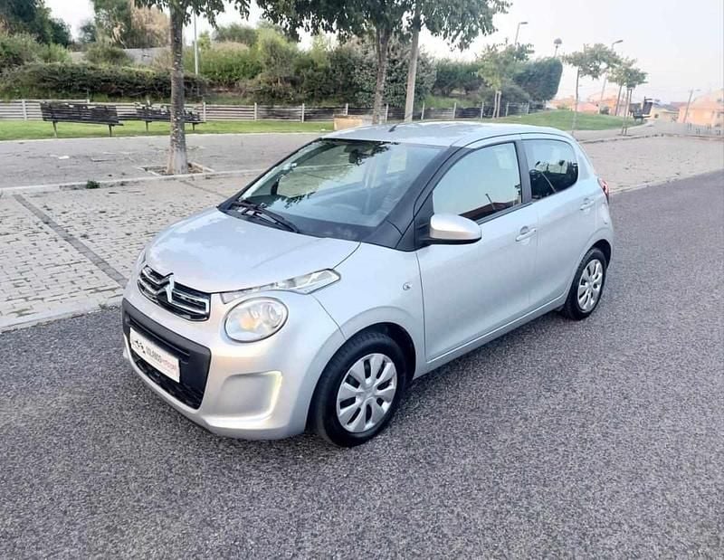 Cinzento Usado 2019 Citroën C1 Feel Citadino | € 12.500 (Preço justo) - Imagem 1/4