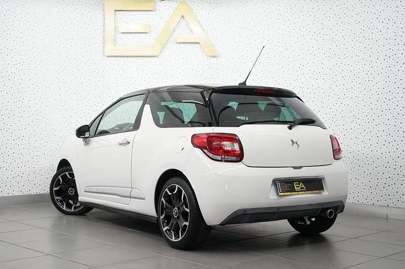 Usado Citroën DS3 So Chic 92 HP (67 kW) 2012 Branco Citadino