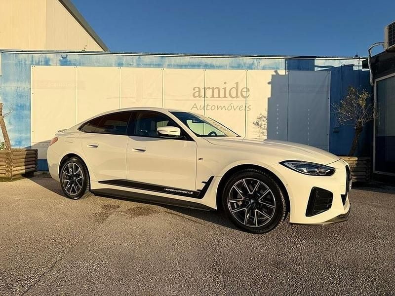 Branco Usado 2022 BMW i4 Sedan | € 47.000 (Preço elevado) - Imagem 1/4