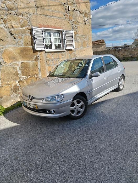 Usado 2000 Peugeot 306 Sedan | € 1.900 - Imagem 1/4