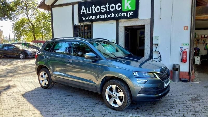Usado Skoda Karoq Ambition 116 HP (85 kW) 2019 Cinzento SUV