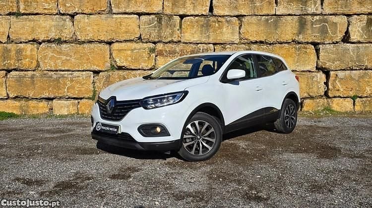 Branco Usado 2022 Renault Kadjar Intens SUV | € 21.500 (Preço justo) - Imagem 1/1
