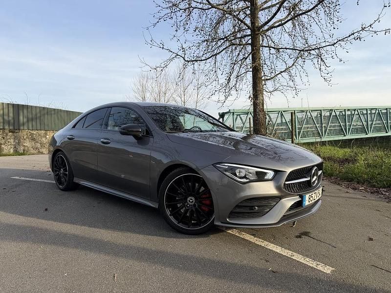 Usado Mercedes CLA200 AMG line 150 HP (110 kW) 2020 Cinza Sedan
