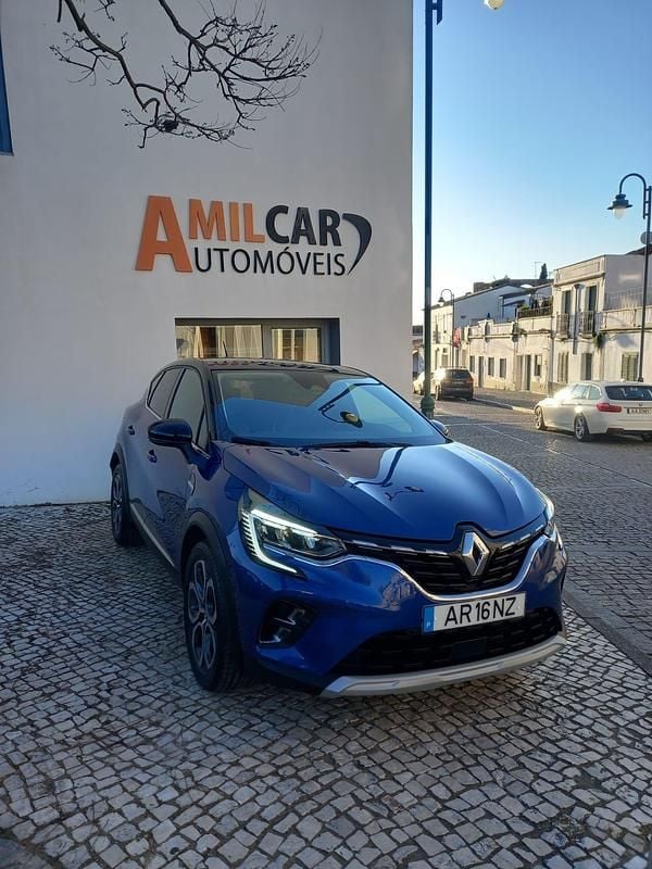 Azul Usado 2022 Renault Captur SUV | € 22.000 (Caro) - Imagem 1/4