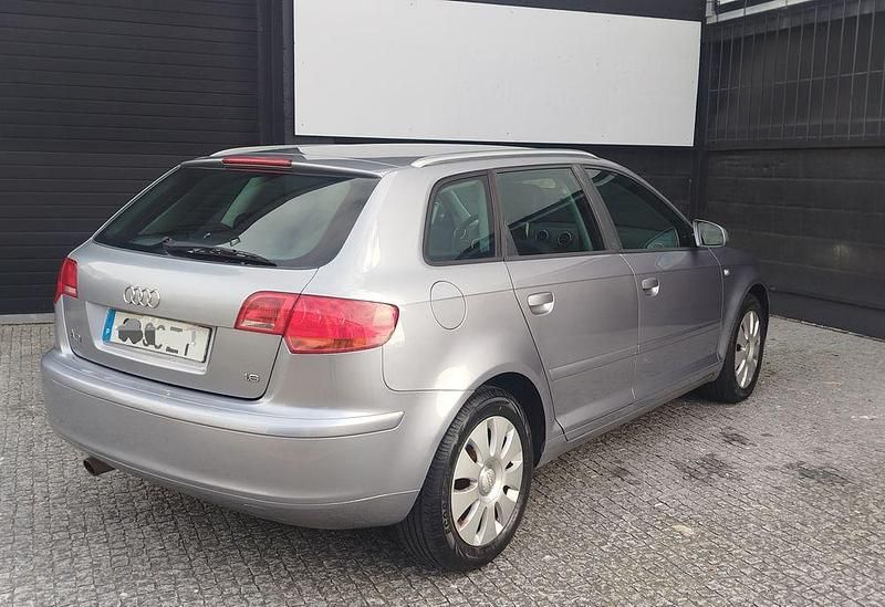 Usado Audi A3 102 HP (75 kW) 2005 Citadino