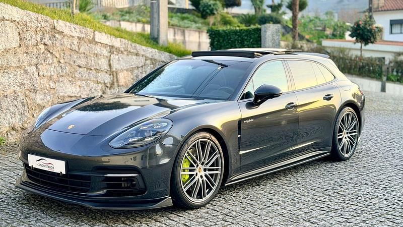 Usado Porsche Panamera 462 HP (339 kW) 2018 Cinza Carrinha