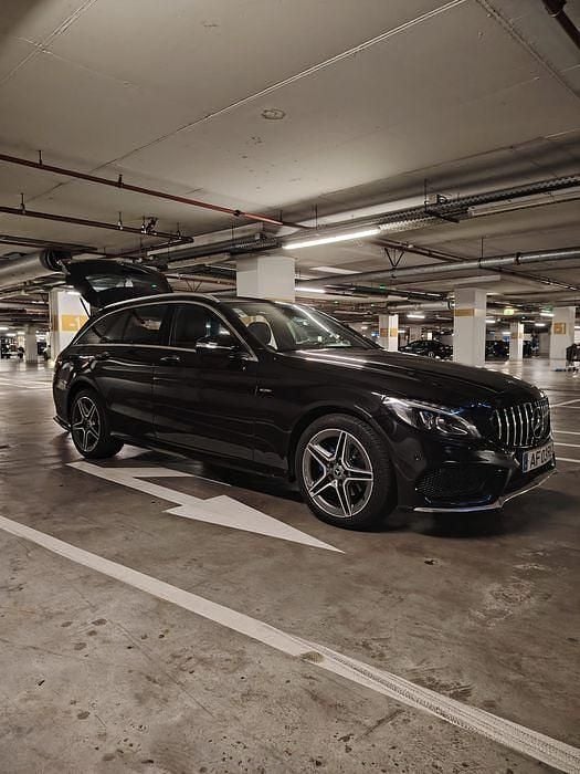Usado 2016 Mercedes C180 AMG Sedan | € 17.900 (Preço justo) - Imagem 1/4