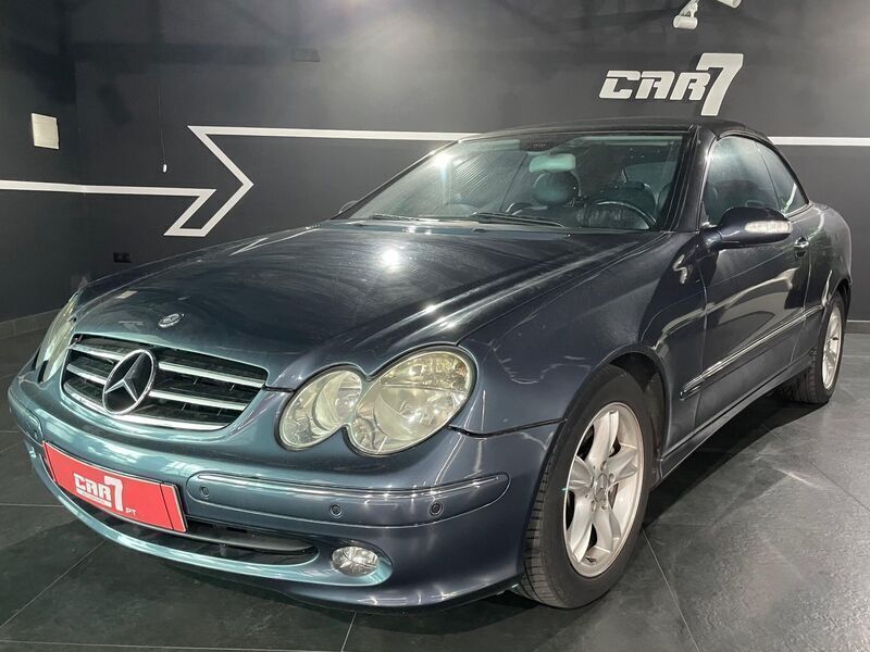 Usado Mercedes CLK200 Elegance 163 HP (119 kW) 2004 Cinza Coupé