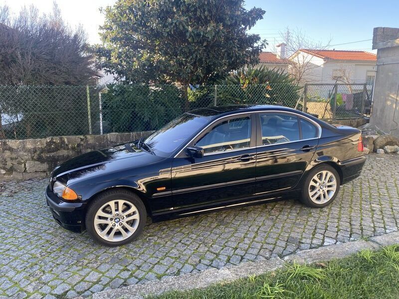 Usado 2001 BMW 330 Sedan | € 8.900 - Imagem 1/4
